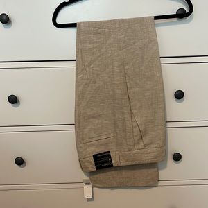 TAGS ON new Banana Republic dress pants